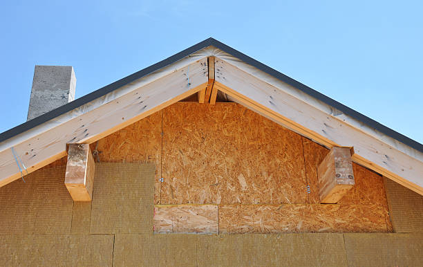 Storm Damage Siding Repair in Bee Ridge, FL